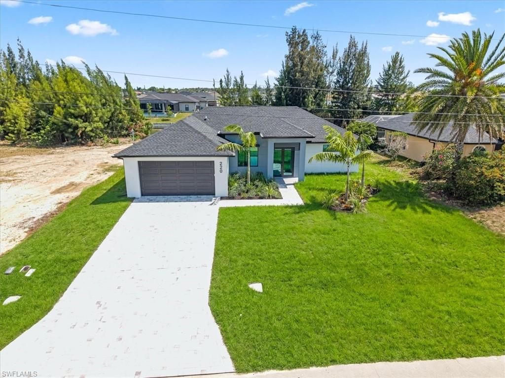 220 NE 9th St, Cape Coral, FL 33909 Photo