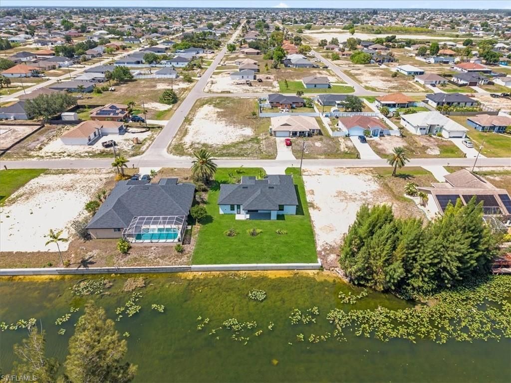 220 NE 9th St, Cape Coral, FL 33909 Photo