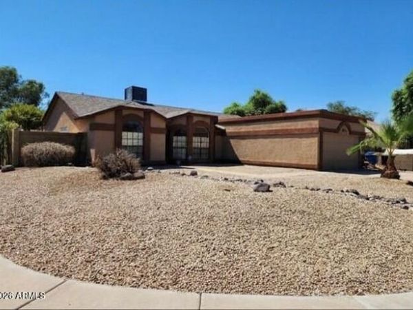 201 W MICHELLE Drive, Phoenix, AZ 85023