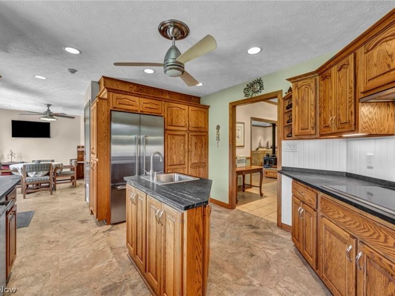 6569 Milhaven Avenue NW, Canal Fulton, OH 44614 Photo 17