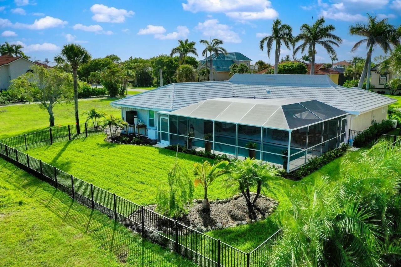 1251 Par View Dr, Sanibel, FL 33957 Photo