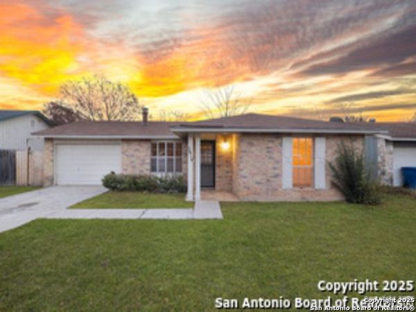 5814 CLIFFDALE DR, San Antonio, TX 78250