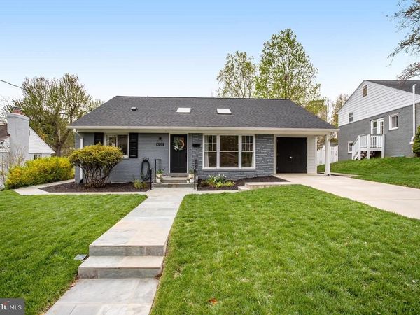4522 TRAYMORE STREET , BETHESDA, MD 20814