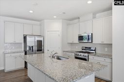 1286 Beauregard Street photo 4