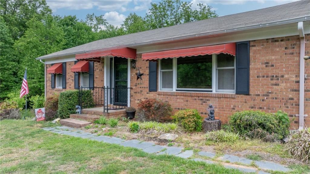 475 Hendren Road, Moravian Falls, NC 28654 Main Photo