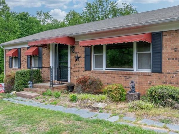 475 Hendren Road, Moravian Falls, NC 28654
