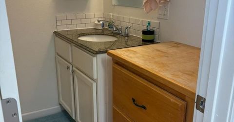 7055 Mccomber St, Sacramento, CA 95828 Photo