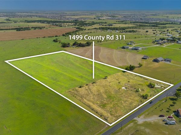 1499 County Road 311 DR , Jarrell, TX 76537