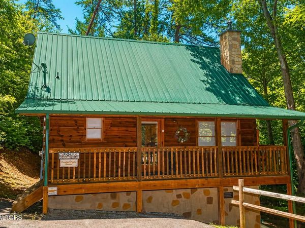 837 Sunrise Blvd, Sevierville, TN 37862