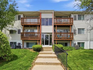 5655 E Coach Drive, Unit H, Dayton, OH 45440