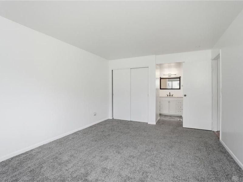 5655 E Coach Drive, Unit H, Dayton, OH 45440 Photo 10