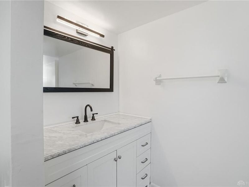 5655 E Coach Drive, Unit H, Dayton, OH 45440 Photo 20