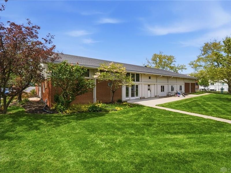 5655 E Coach Drive, Unit H, Dayton, OH 45440 Photo 21