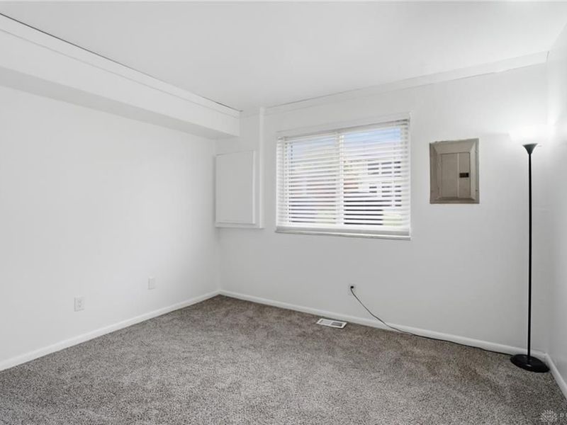 5655 E Coach Drive, Unit H, Dayton, OH 45440 Photo 23