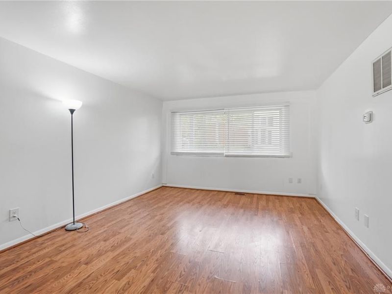 5655 E Coach Drive, Unit H, Dayton, OH 45440 Photo 3