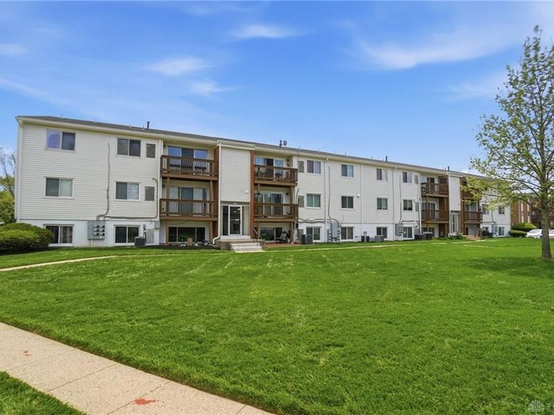 5655 E Coach Drive, Unit H, Dayton, OH 45440 Photo 37