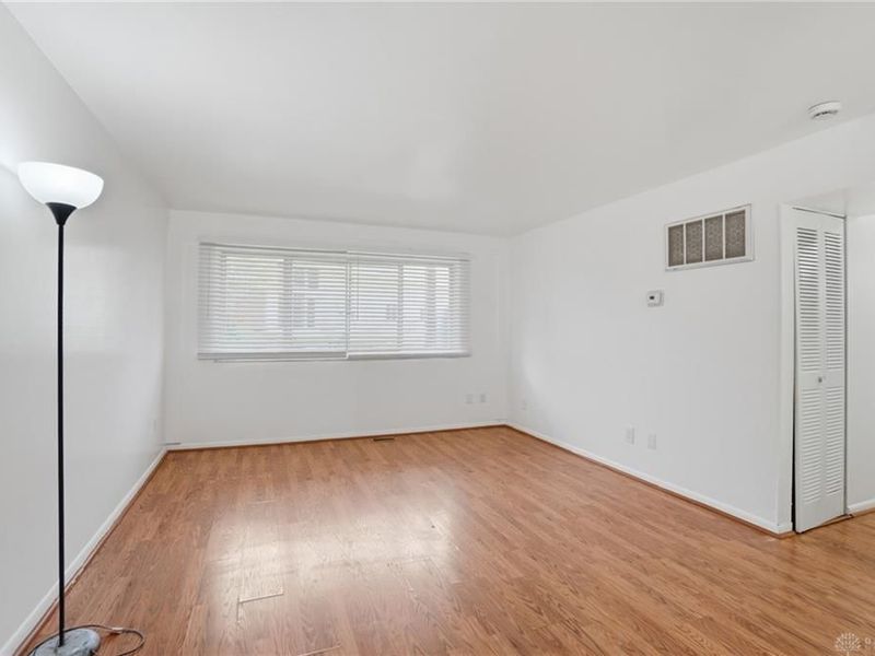 5655 E Coach Drive, Unit H, Dayton, OH 45440 Photo 4