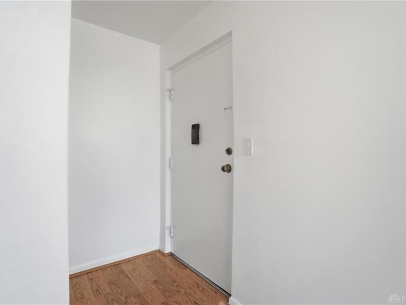 5655 E Coach Drive, Unit H, Dayton, OH 45440 Photo 5
