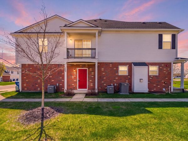 1304 Riversedge Drive, Saline, MI 48176