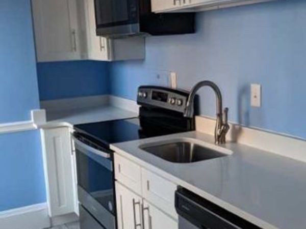 1091 Boylston St, Unit 49, Boston, MA 02215