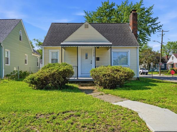 1329 E Hudson Street , Columbus, OH 43211