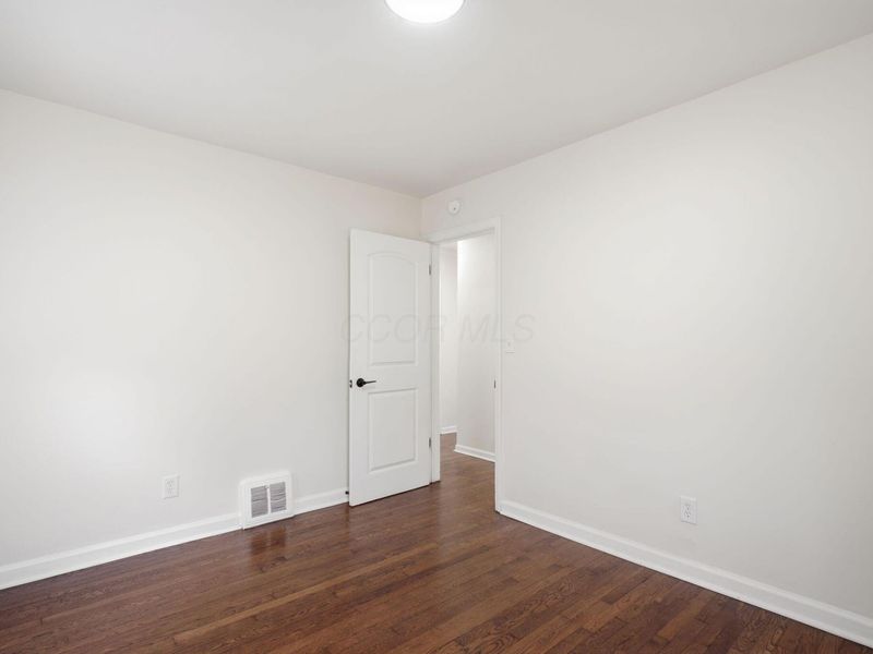 1329 E Hudson Street, Columbus, OH 43211 Photo 20