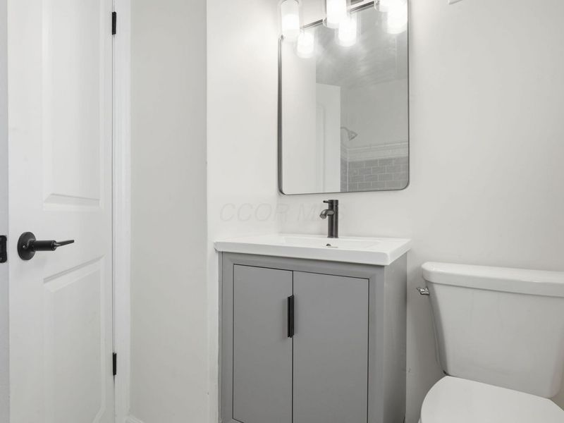 1329 E Hudson Street, Columbus, OH 43211 Photo 22