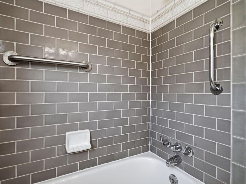 1329 E Hudson Street, Columbus, OH 43211 Photo 24