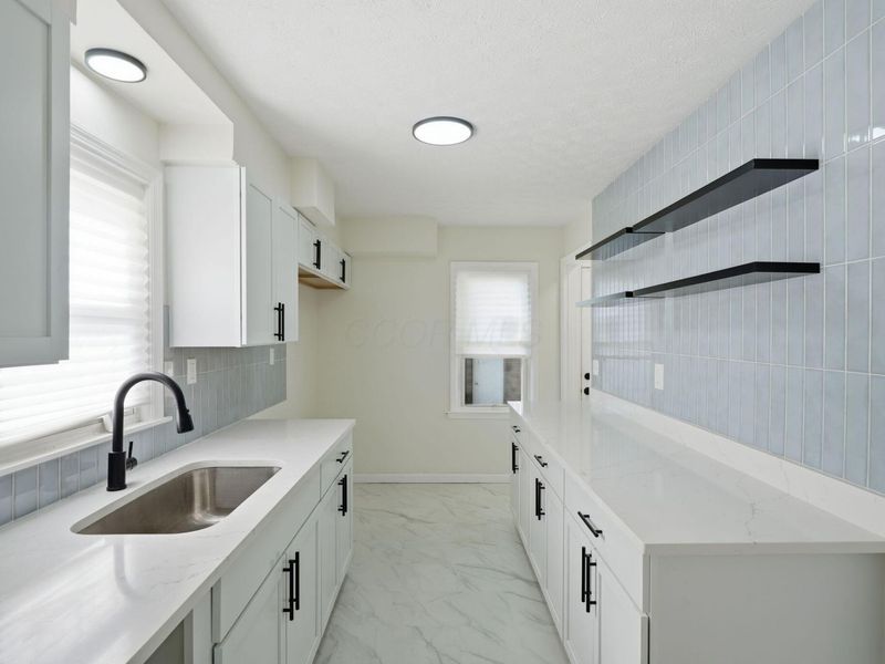 1329 E Hudson Street, Columbus, OH 43211 Photo 25