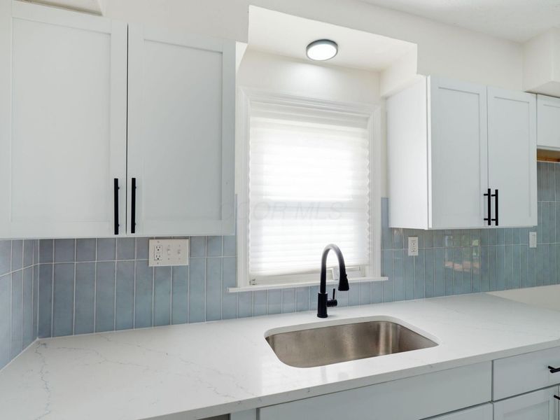 1329 E Hudson Street, Columbus, OH 43211 Photo 27