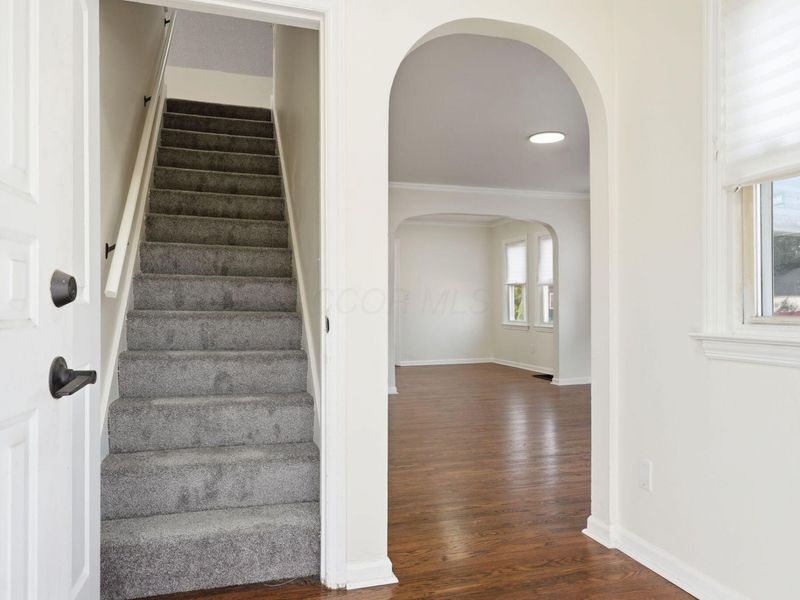 1329 E Hudson Street, Columbus, OH 43211 Photo 4