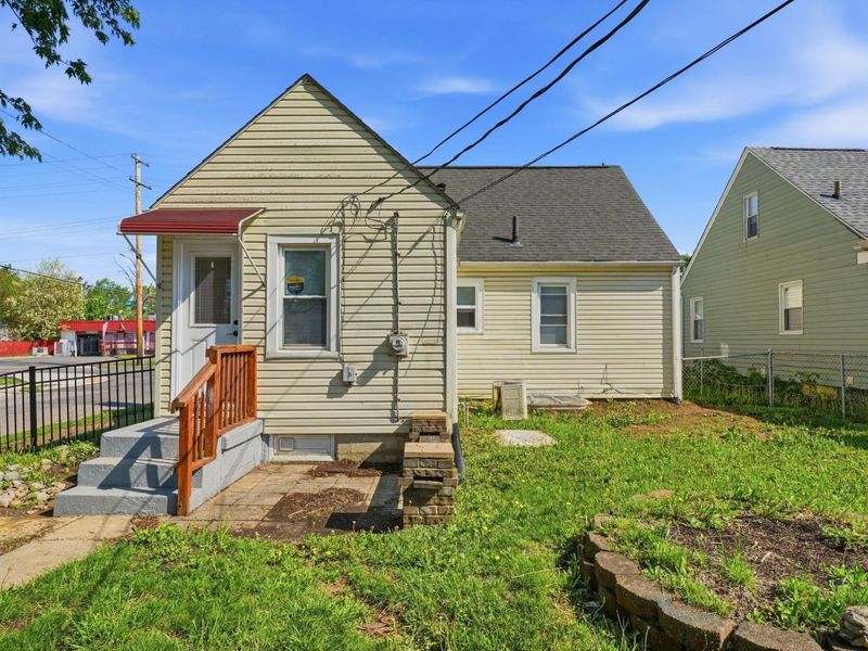 1329 E Hudson Street, Columbus, OH 43211 Photo 52