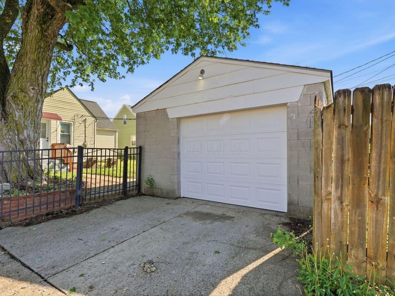 1329 E Hudson Street, Columbus, OH 43211 Photo 55