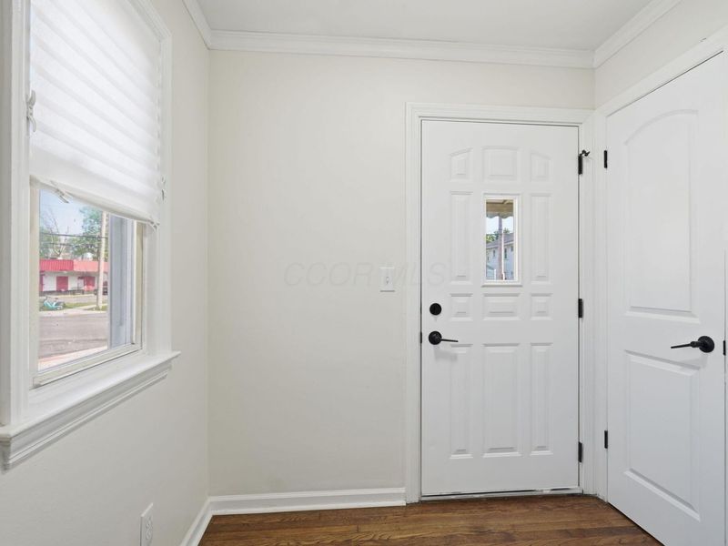 1329 E Hudson Street, Columbus, OH 43211 Photo 6