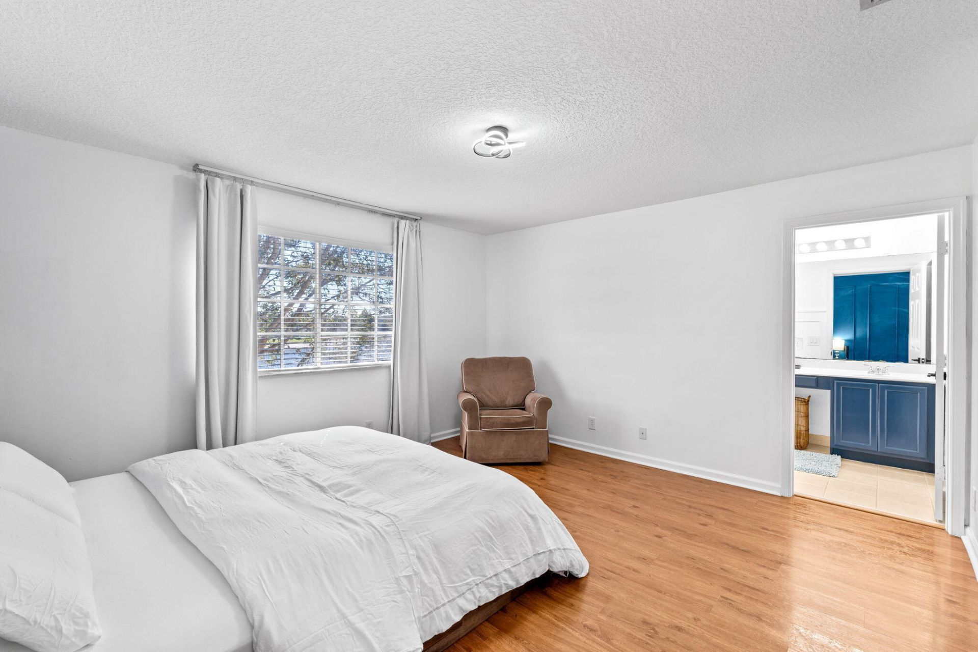948 Imperial Lake Road, Lake Belvedere Estates, FL 33413 Photo