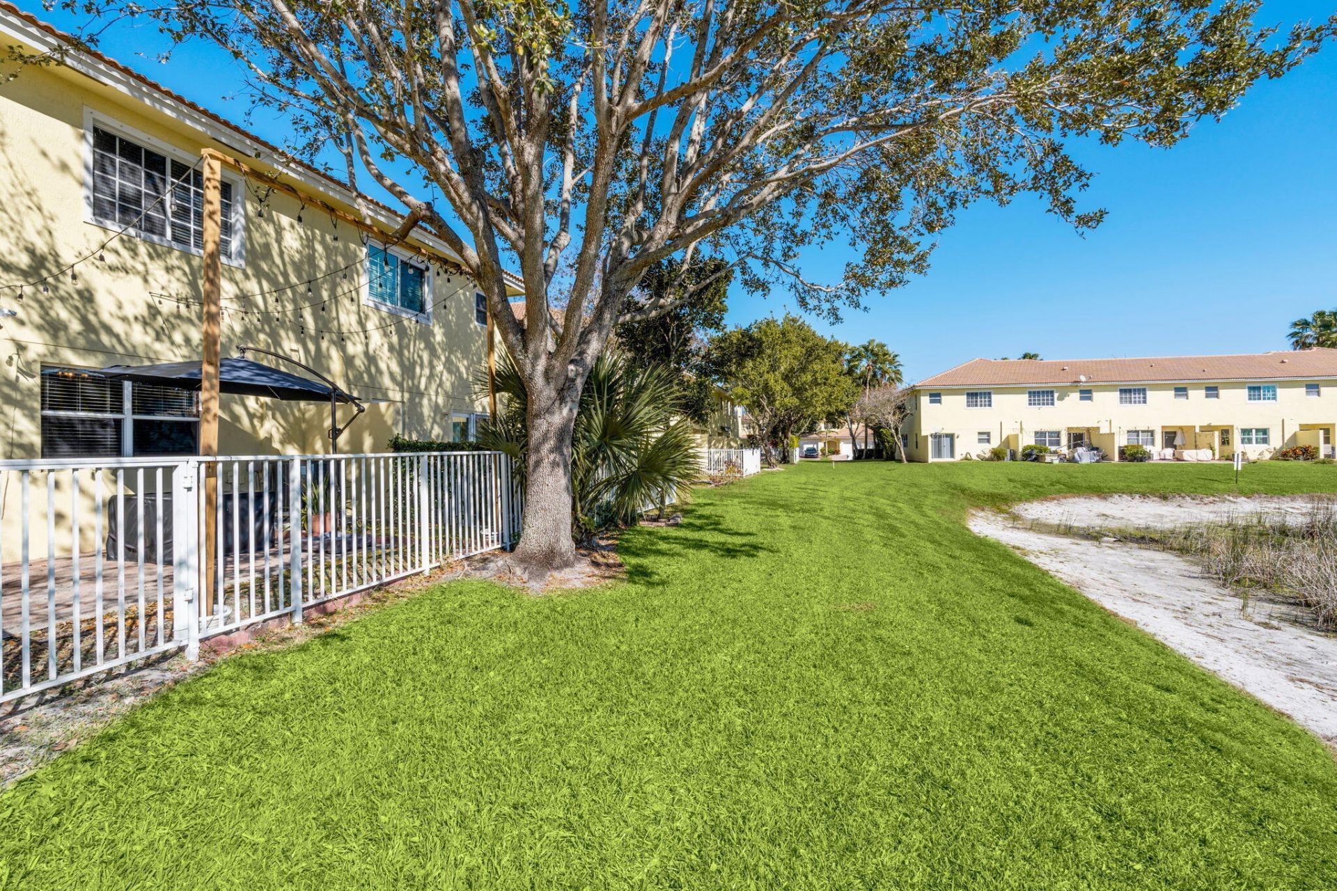 948 Imperial Lake Road, Lake Belvedere Estates, FL 33413 Photo
