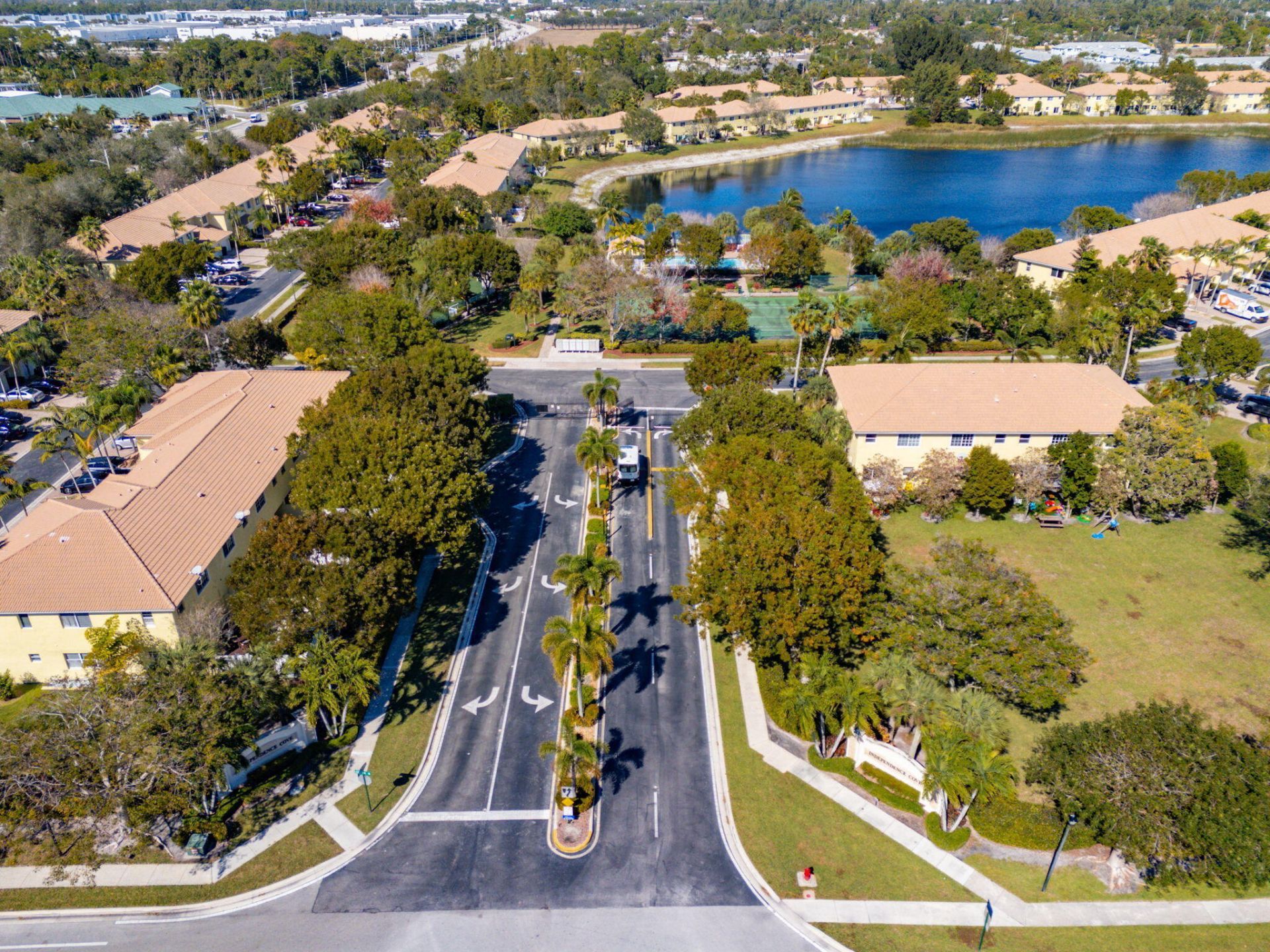 948 Imperial Lake Road, Lake Belvedere Estates, FL 33413 Photo
