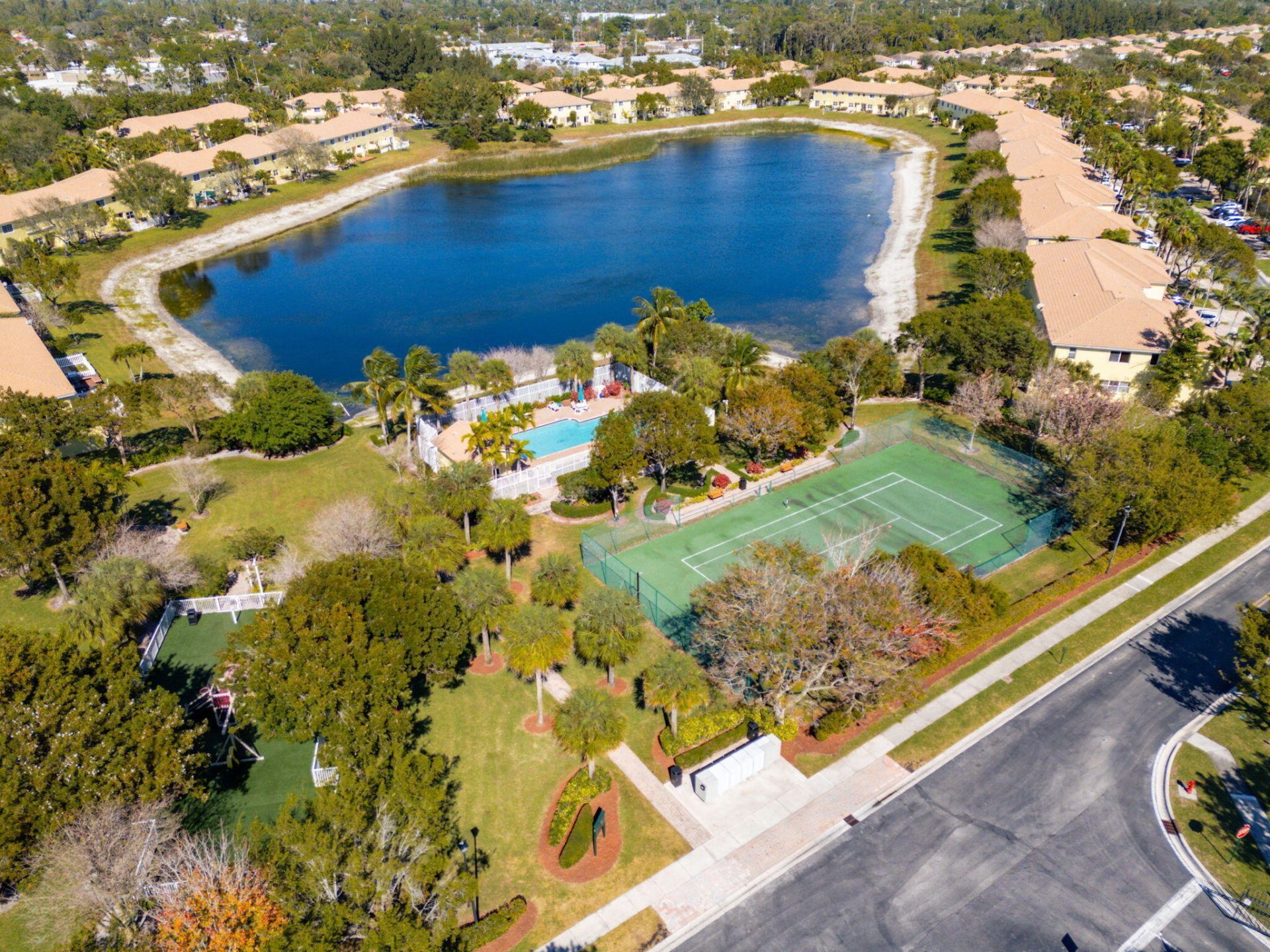 948 Imperial Lake Road, Lake Belvedere Estates, FL 33413 Photo