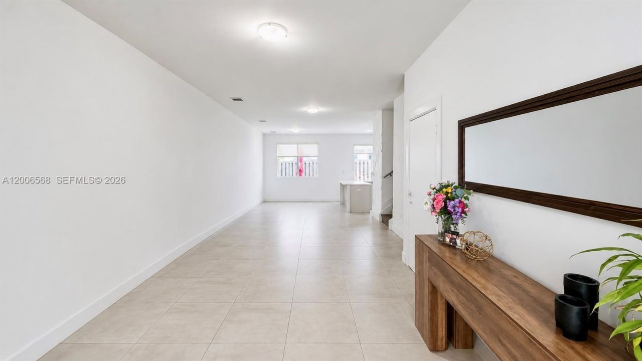 10279 NW 72nd St, Doral, FL 33178 Photo