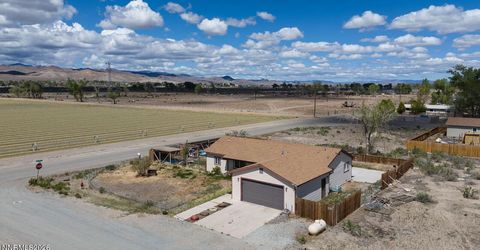 2 Pinehurst Court, Yerington, NV 89447 Photo