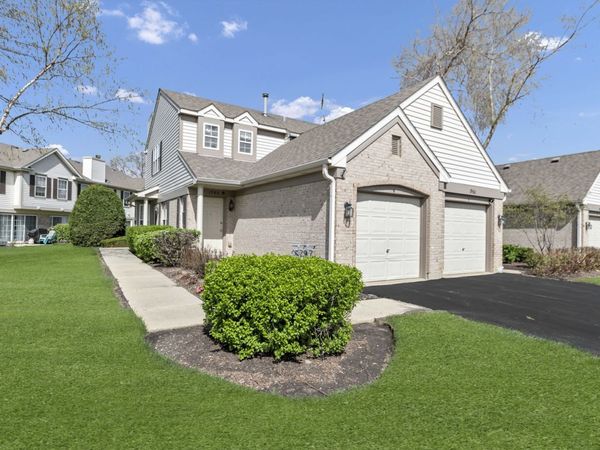 1960 HERON Avenue , Unit B, Schaumburg, IL 60193