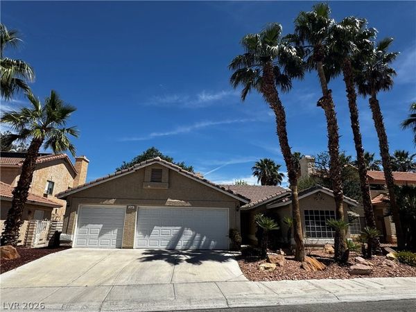 2504 GOLDENMOON Street , Las Vegas, NV 89108