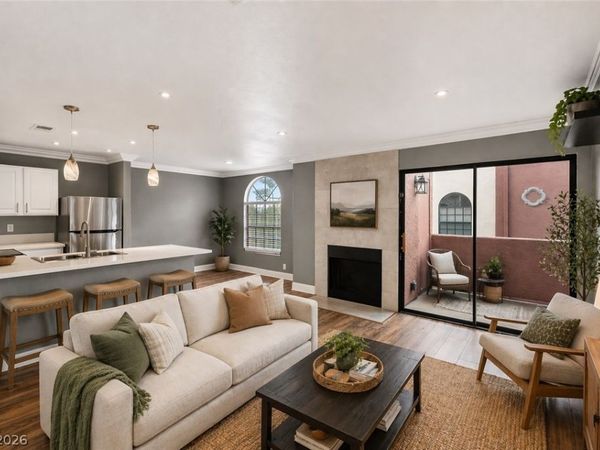 4050 Pacific Harbors Drive , Unit 216, Las Vegas, NV 89121