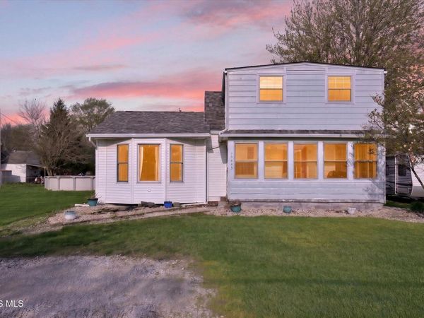 29443 Harriet Street, Millbury, OH 43447