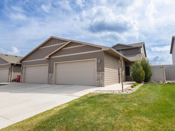 5706 S Bounty Pl, Sioux Falls, SD 57108