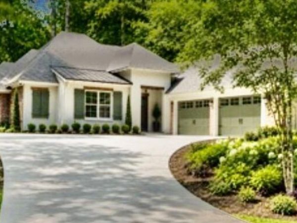 46 Fairway Drive, Natchez, MS 39120