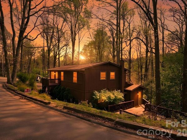 806 Dogwood Drive, Boone, NC 28607