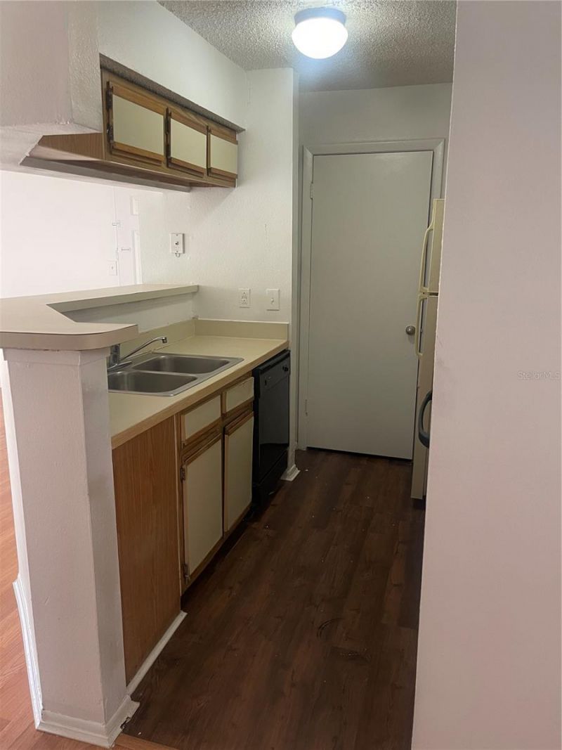 249 Afton Square, Unit 107, Altamonte Springs, FL 32714 Photo