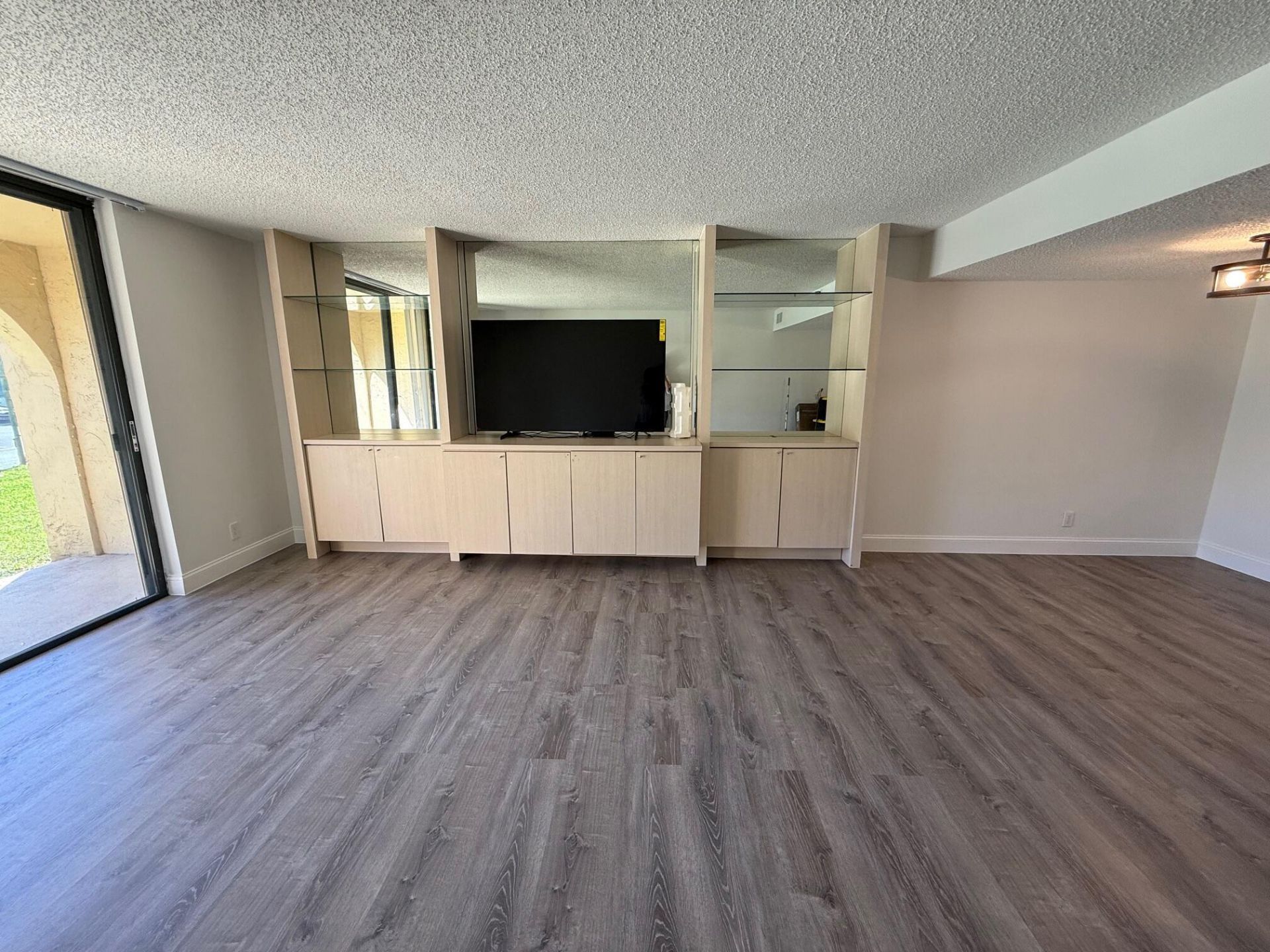 2786 Tennis Club Drive, Unit 102, West Palm Beach, FL 33417 Photo
