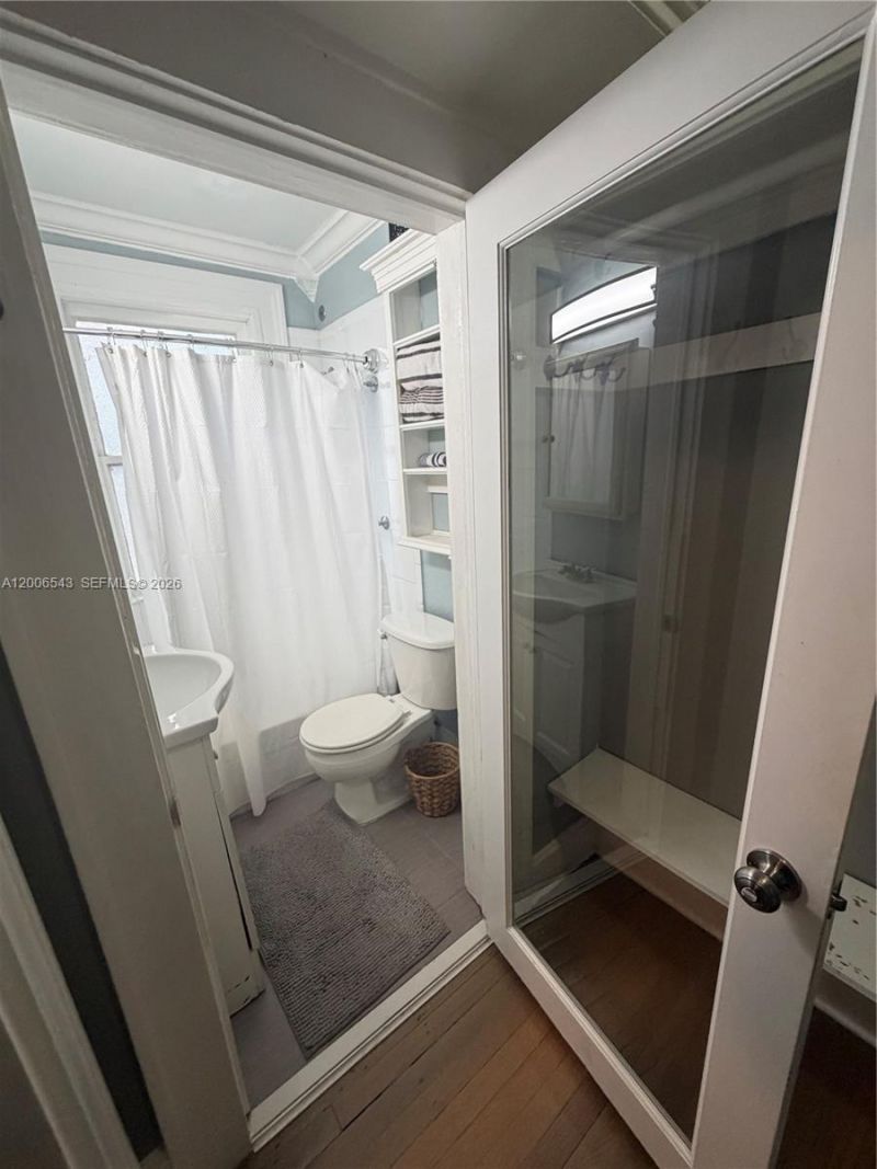 124 Mendoza Ave , Unit 2A, Coral Gables, FL 33134 Photo